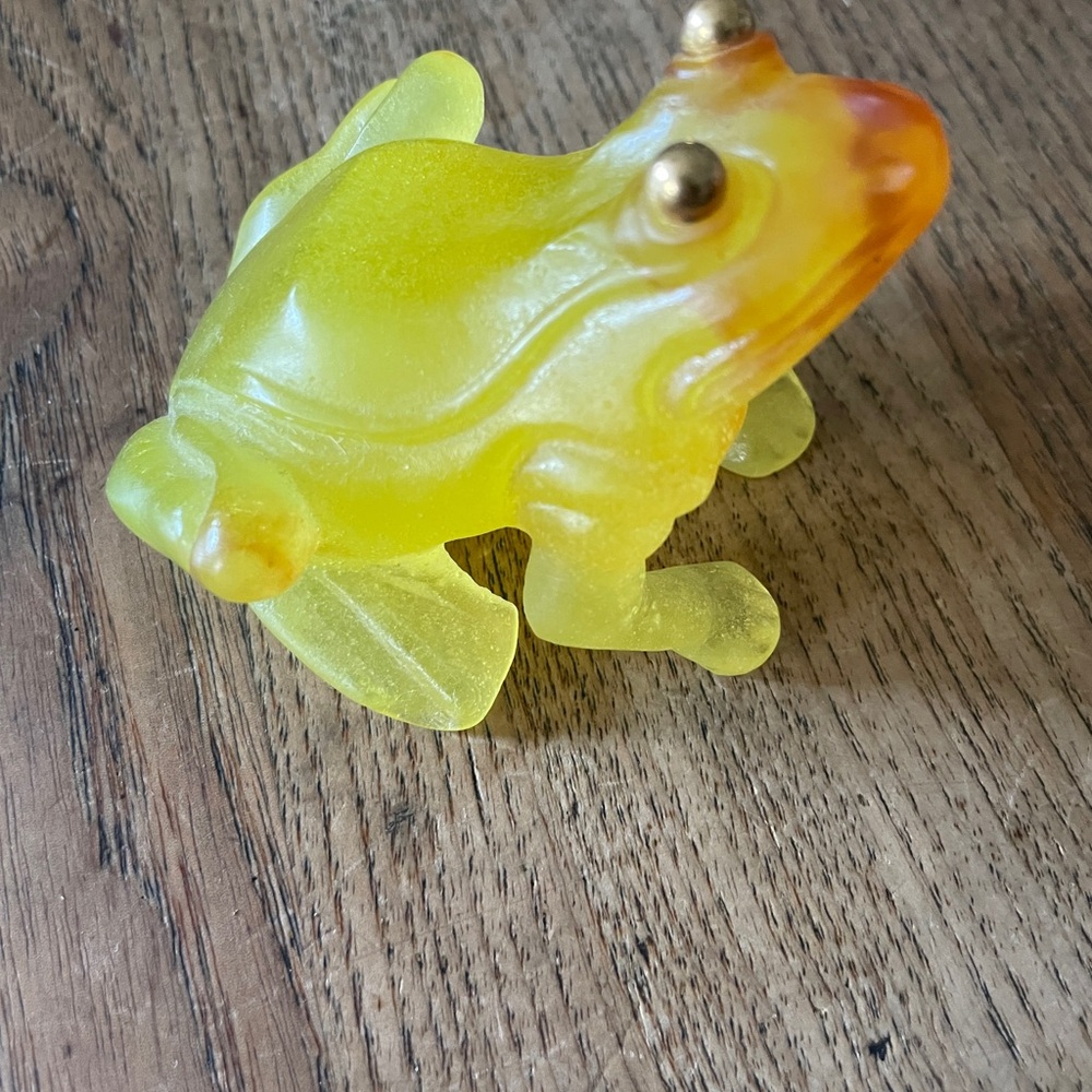 Daum France Pate de verre Yellow Crystal Frog Figurine with Gold Eyes